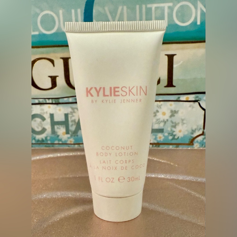 Kylie Skin Coconut Body Lotion. New and sealed!